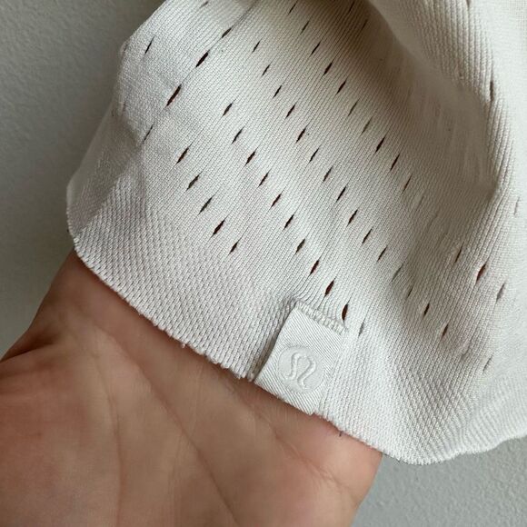 Lululemon Time Warp Short Sleeve Ghost Cream Tan Seamless Size 4? small? Laser - Picture 6 of 6